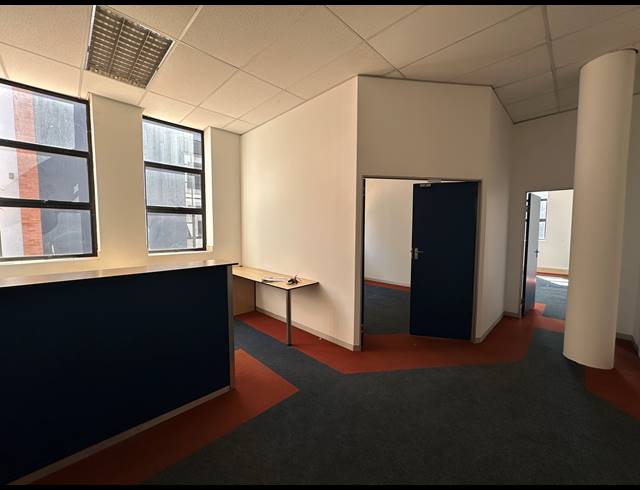 97M² OFFICE TO LET IN HIGHVELD TECHNOPARK
